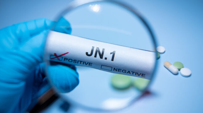 δύο-οι-πλήρως-εμβολιασμένοι-στους-378-δι-562818382