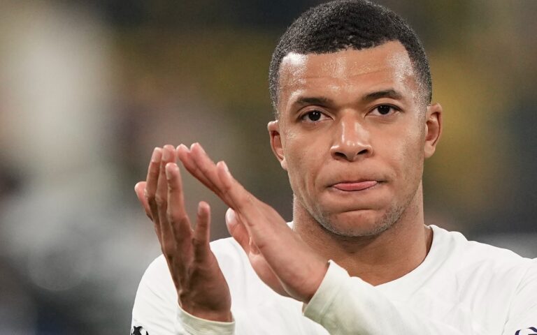 Κιλιάν Μπαπέ: Περιμένει προτάσεις για ένα νέο super deal