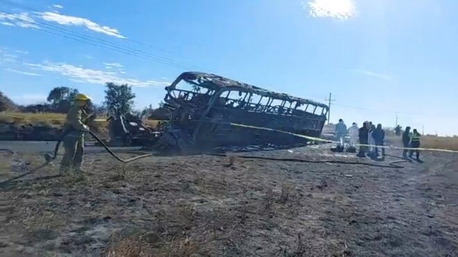 μεξικό-19-νεκροί-από-σύγκρουση-λεωφορεί-562858399