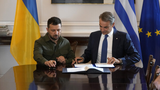 ft-επείγει-η-στρατιωτική-στήριξη-της-ο-562854634