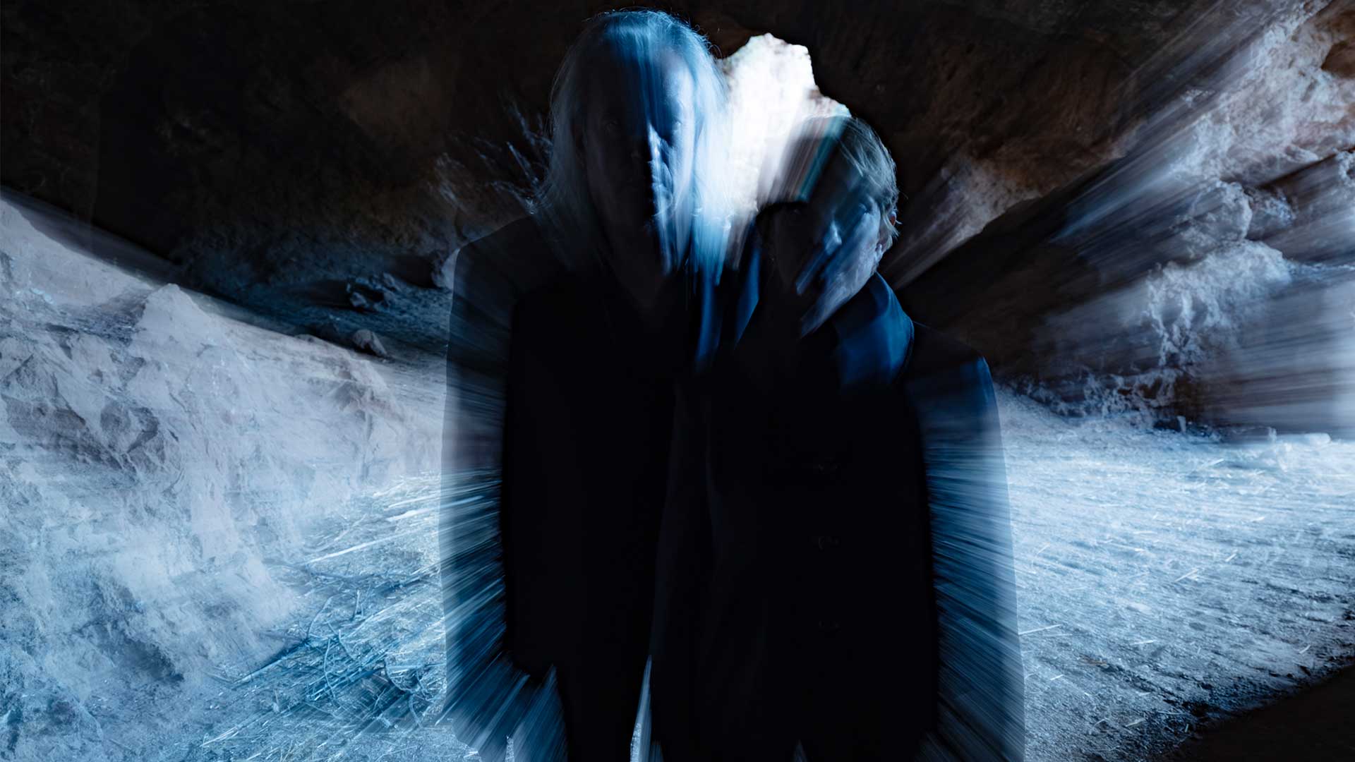 Πέτυχε το πείραμα της Νέκυιας με τον Γιάννη Αγγελάκα στη Στέγη;-1