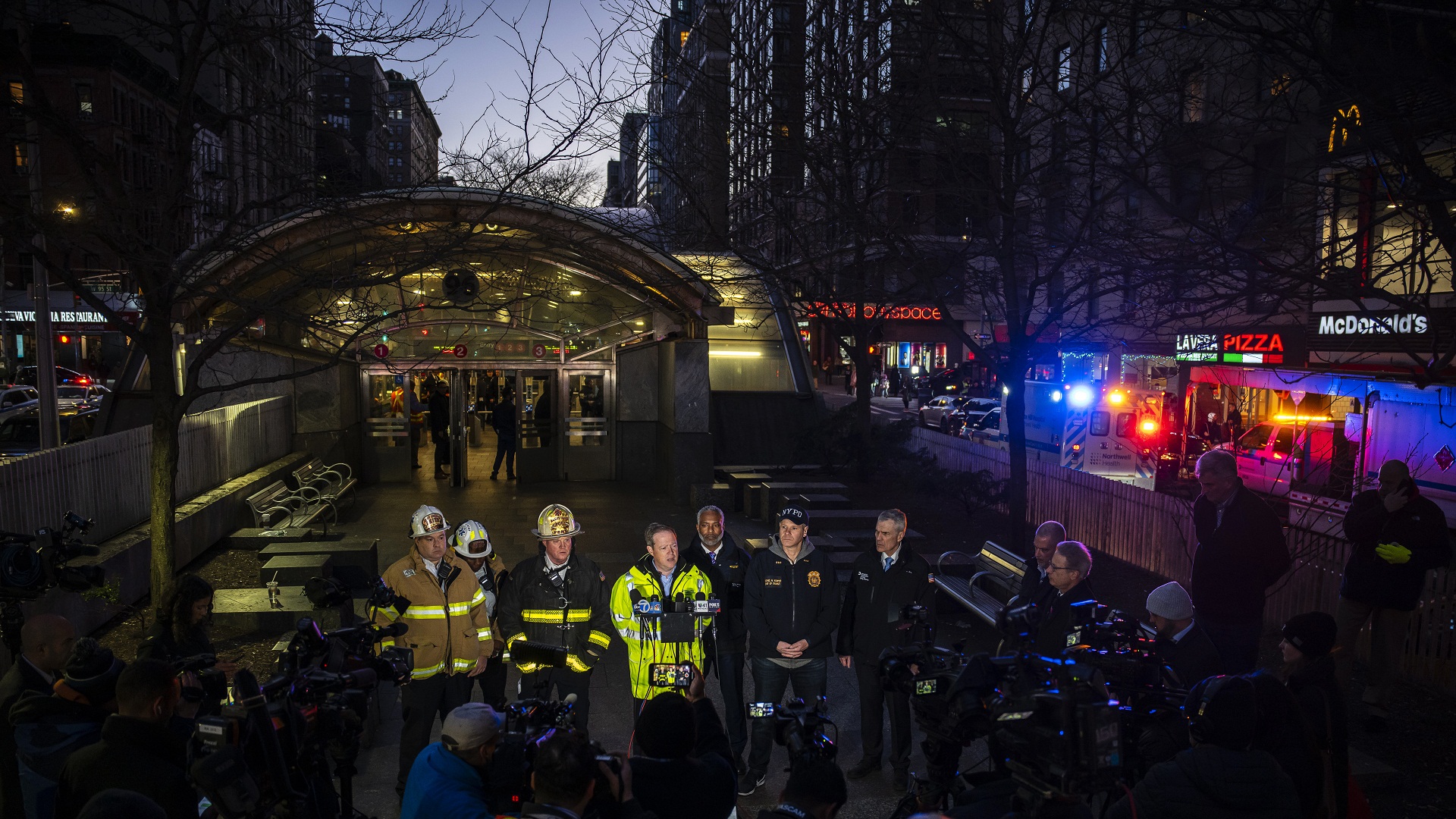 Νέα Υόρκη: Σύγκρουση συρμών του μετρό με 24 τραυματίες-2