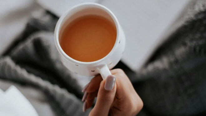 9-detox-ροφήματα-για-επίπεδη-κοιλιά-μετά-από-562846765