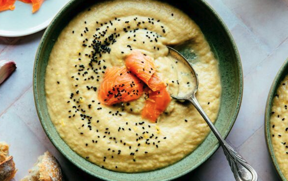 κρεμώδης-σούπα-με-μαραθόριζα-και-καπν-562830499