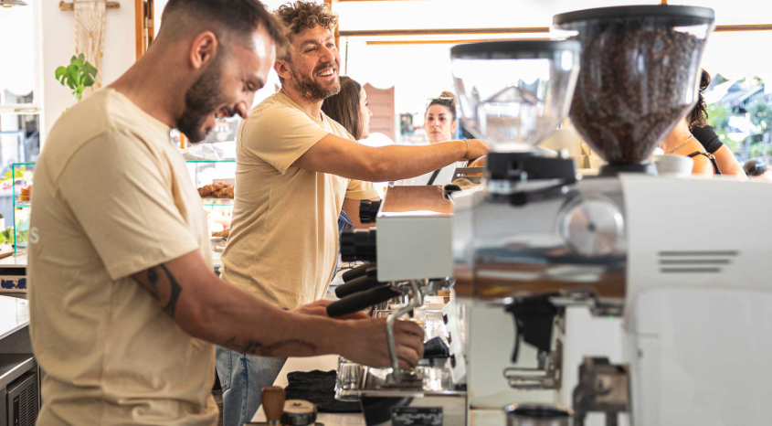 Σ’ αυτά τα μαγαζιά της Αθήνας πίνουμε καφέ από ελληνικά microroasteries-1