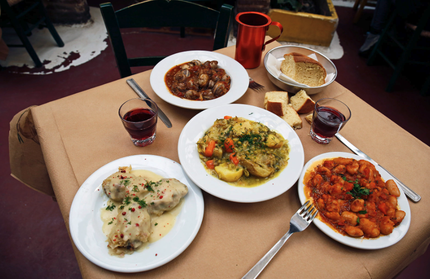 Οι 10 παλιότερες ταβέρνες της Αθήνας και οι λόγοι που εξακολουθούμε να πηγαίνουμε-8