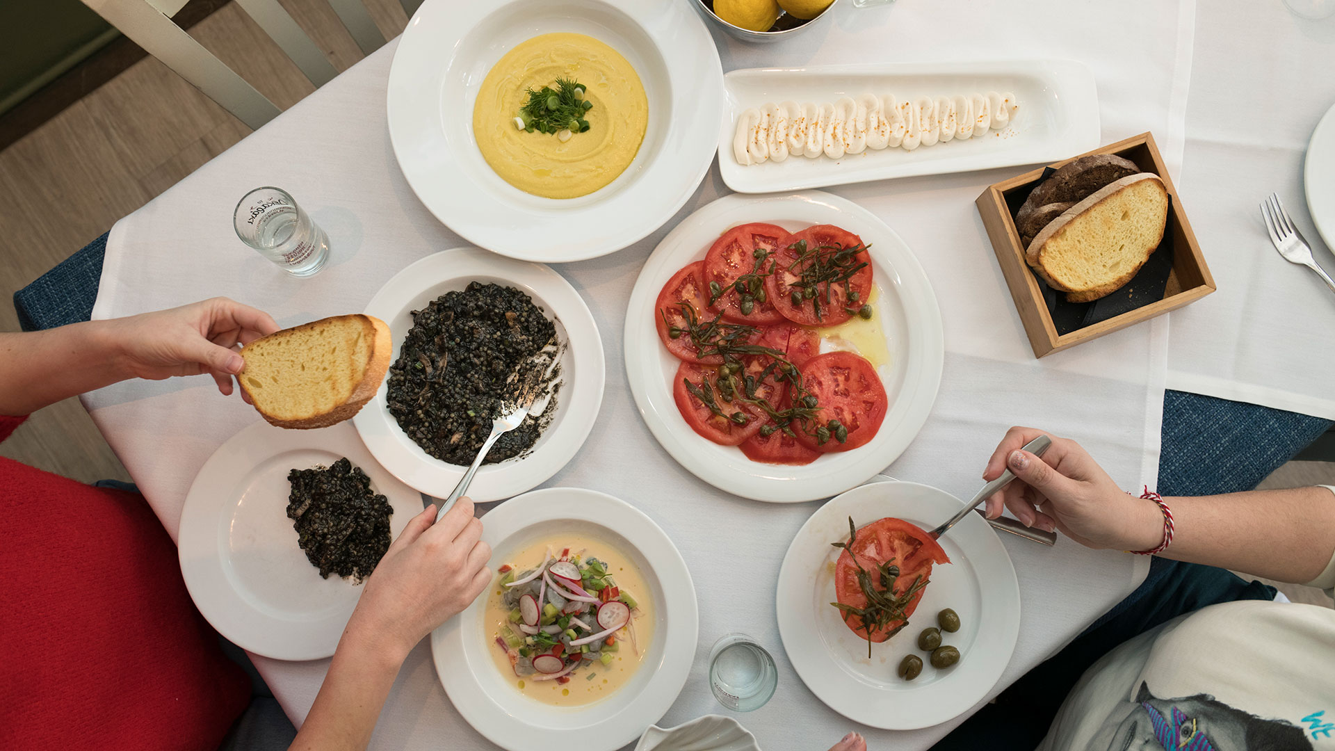 Πού πάμε για καλό ψητό ψάρι; 13 εστιατόρια και ταβέρνες που ψήνουν με περισσή μαστοριά-5