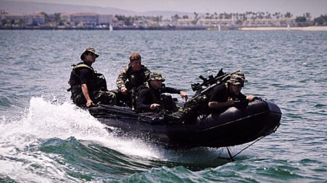 ηπα-νεκρά-θεωρούνται-δύο-μέλη-των-ειδι-562841725