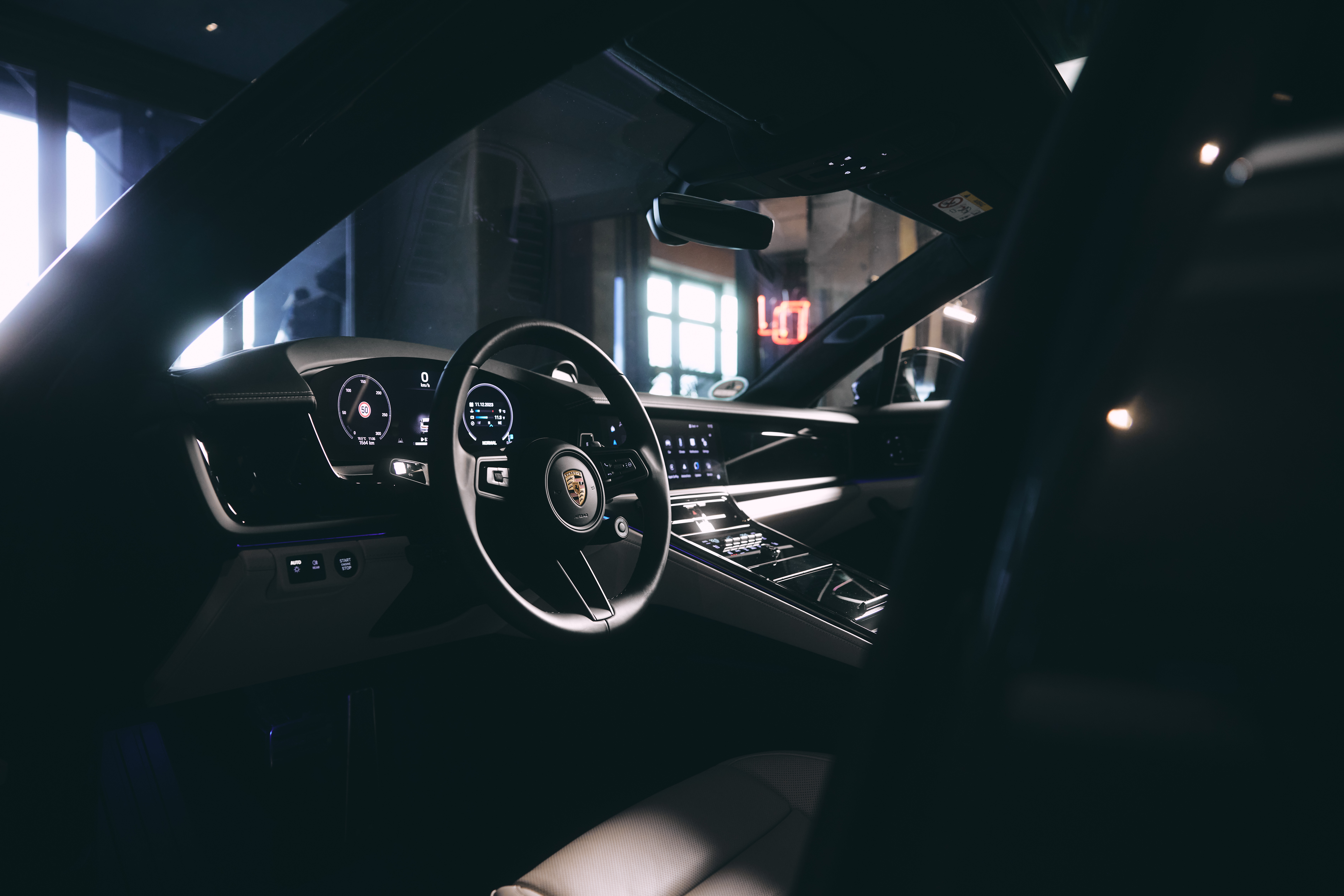 Συναντήσαμε τη νέα Porsche Panamera-2