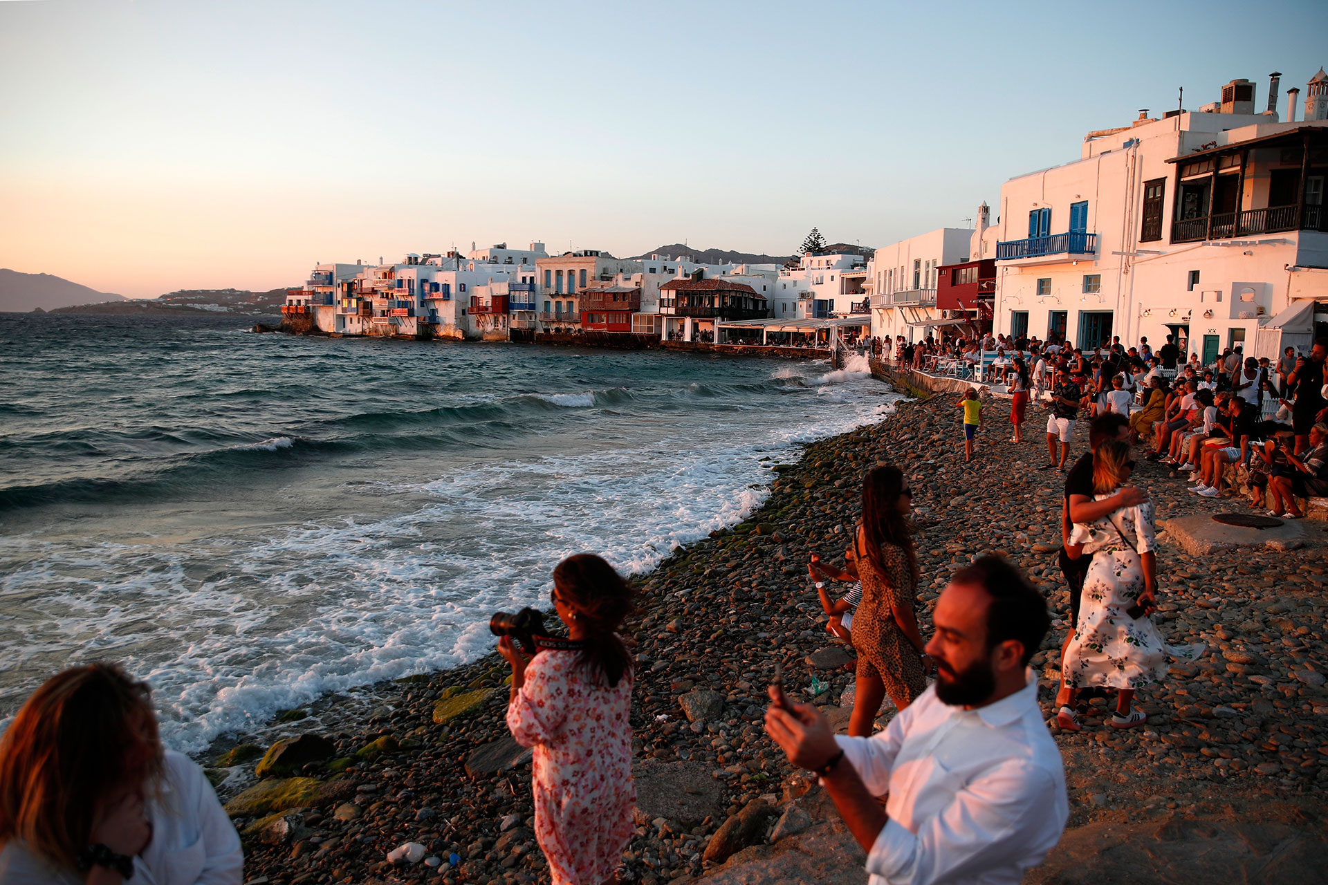 Διαβάστε στην «Καθημερινή της Κυριακής»-4