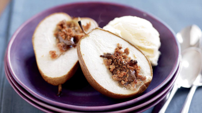 αχλάδια-ψητά-με-σοκολάτα-εύκολα-και-light-562844329