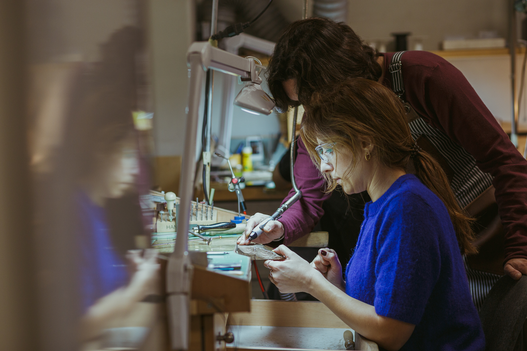 «Φορώντας» και «σμιλεύοντας» το αρχαίο δράμα-3