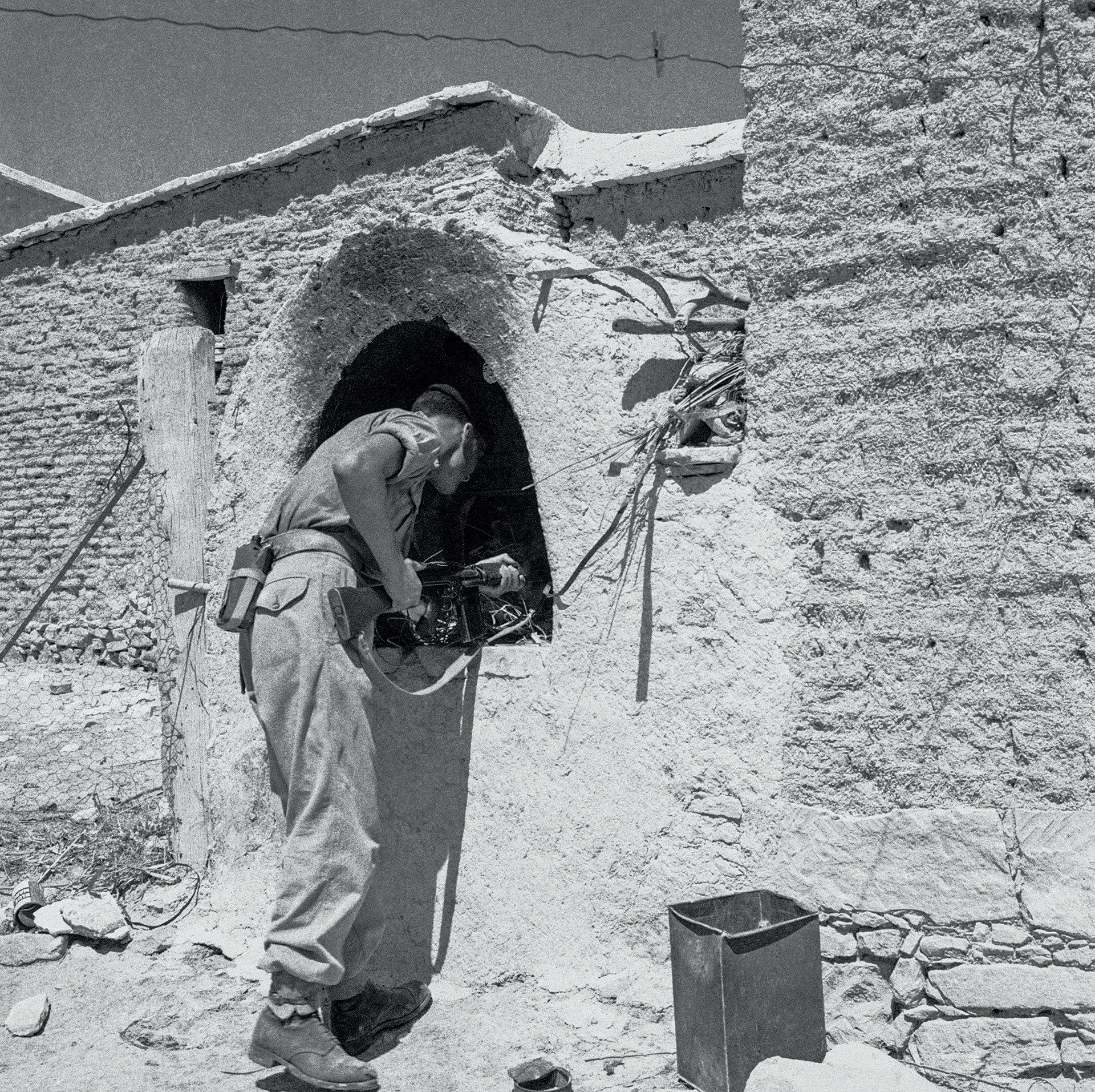 Αρχιεπίσκοπος Μακάριος – Ο Εθνάρχης Κύπρου ομιλεί-12