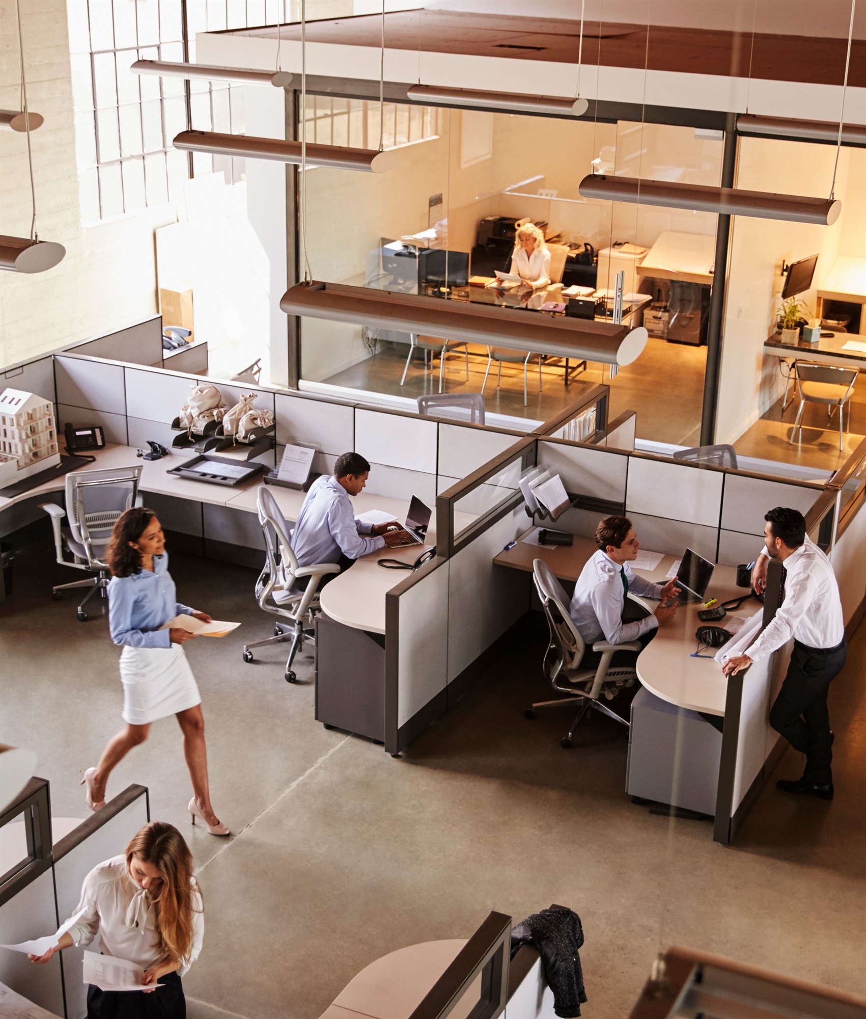 Οι Ευρωπαίοι δουλεύουν λιγότερο-1