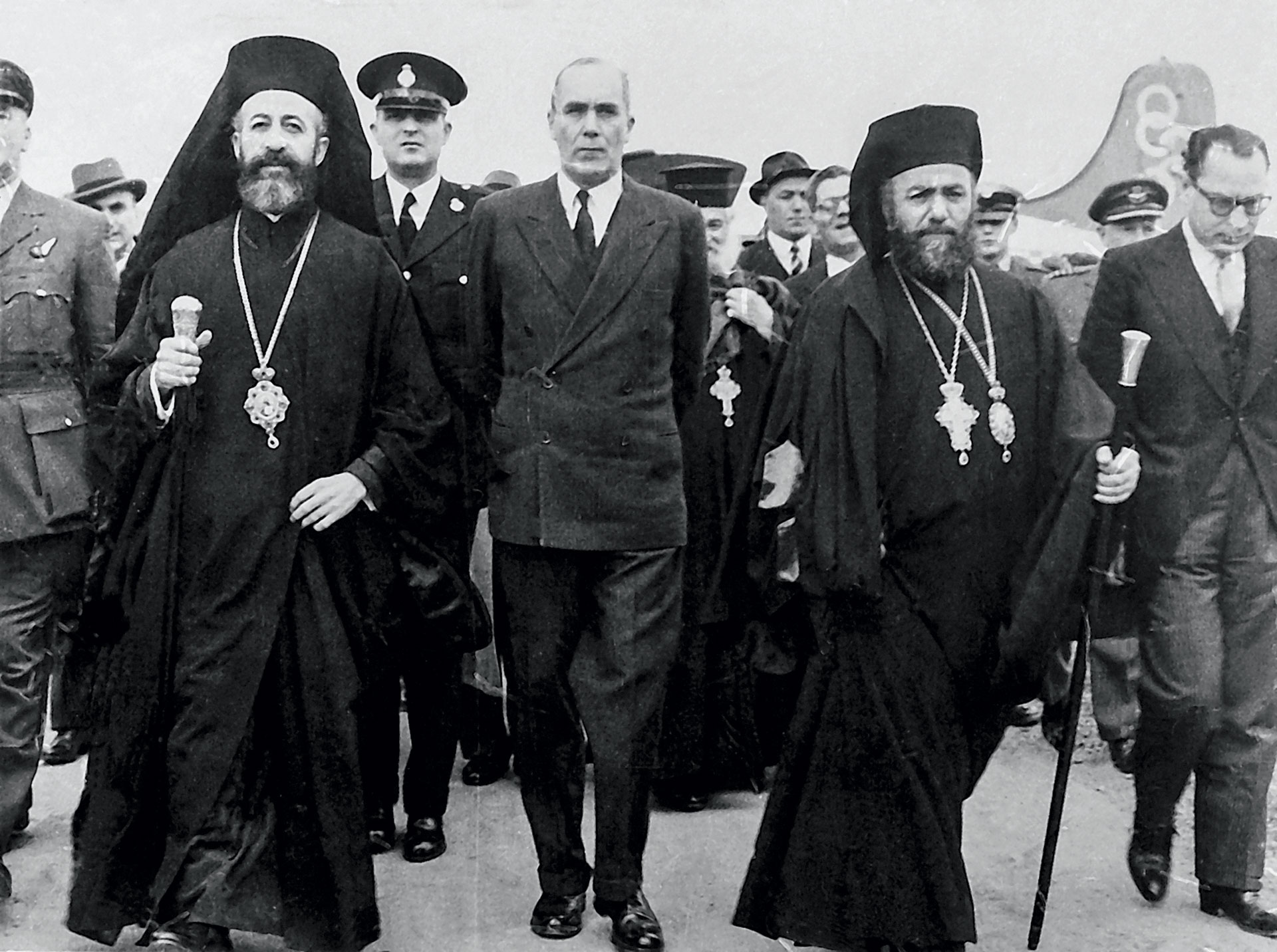 Αρχιεπίσκοπος Μακάριος – Ο Εθνάρχης Κύπρου ομιλεί-17