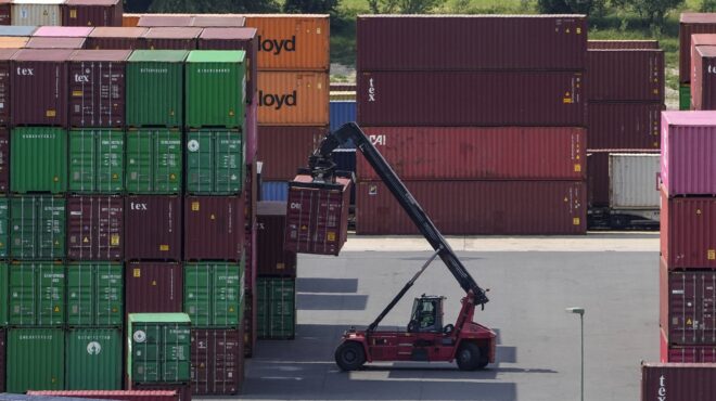 στους-δρόμους-γερμανοί-αγρότες-λόγω-π-562815043