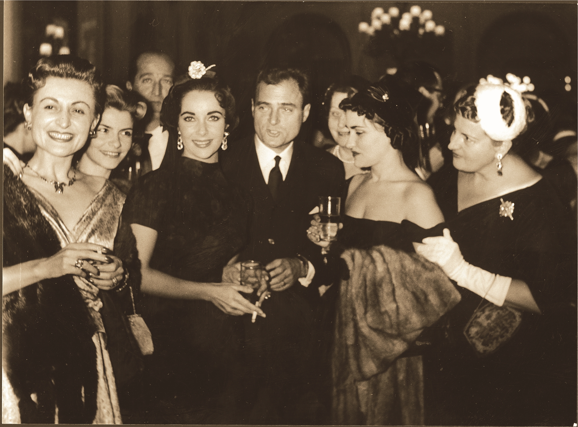 Διαμάντι 150 ετών στο στέμμα της Αθήνας-3