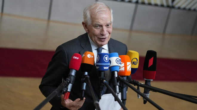 οι-μεταστάσεις-του-πολέμου-562840660