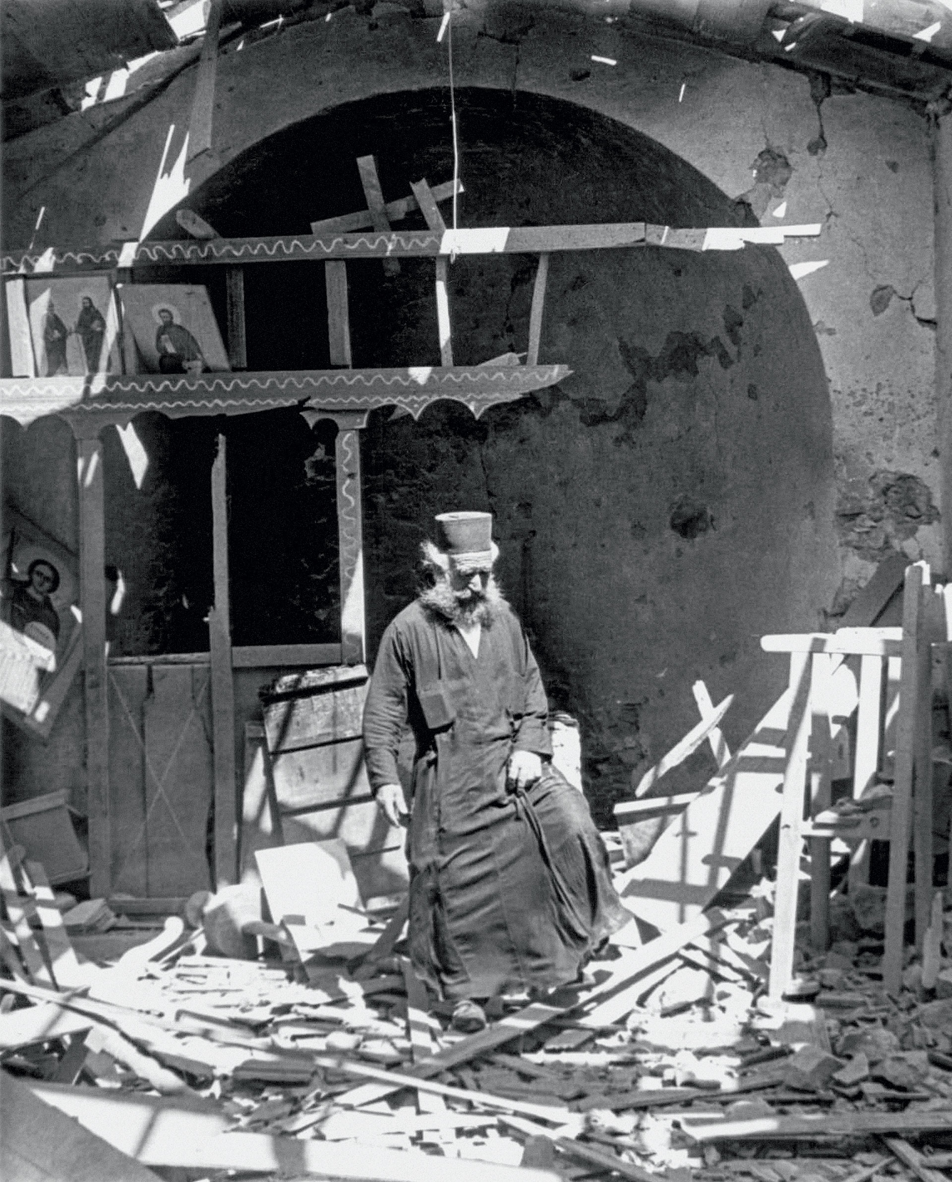 Αρχιεπίσκοπος Μακάριος – Ο Εθνάρχης Κύπρου ομιλεί-10