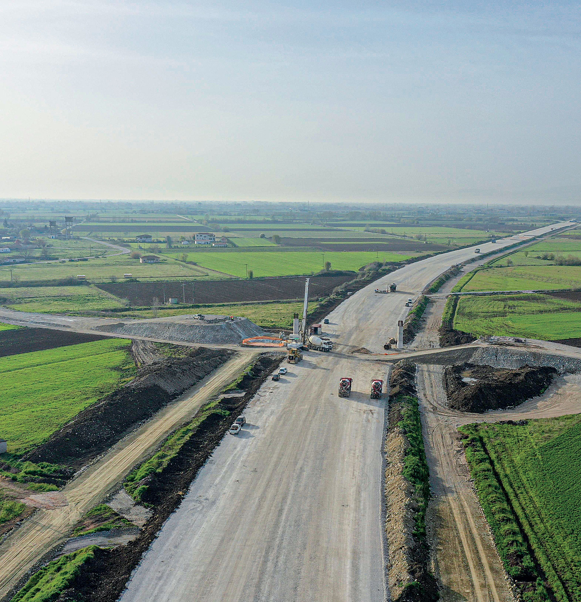 H επανέναρξη των μεγάλων έργων δίνει πνοή στις κατασκευές-1