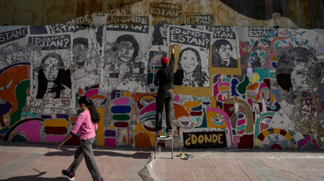 χιλή-αναζητώντας-τους-desaparecidos-του-πινοσέ-562837795