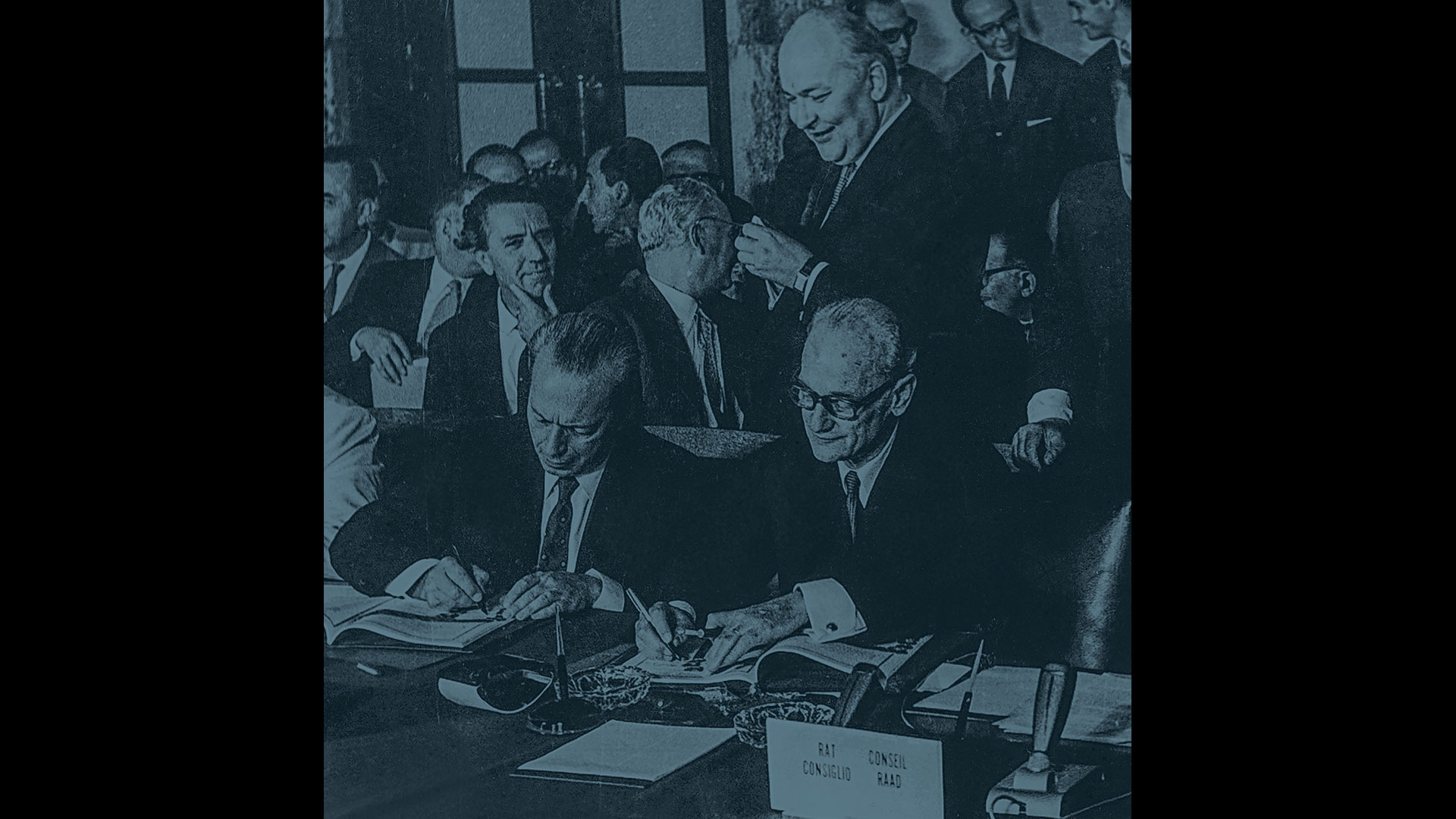 π-καννελόπουλος-κ-καραμανλής-σύνδε-562820533