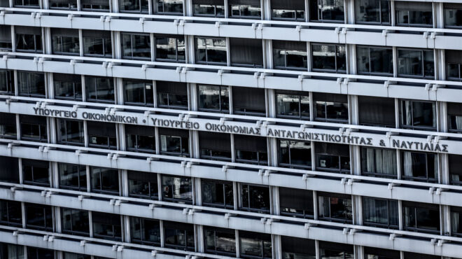 στη-δικαιοσύνη-προσφεύγουν-οι-ελεύθε-562825888