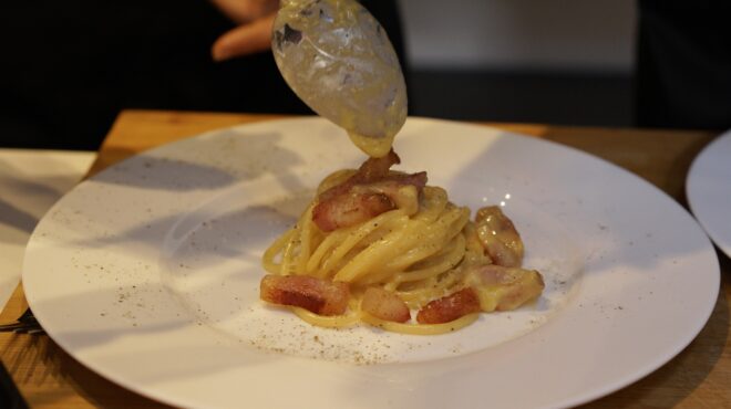 και-η-παρμεζάνα-να-είναι-από-το-ουισκόν-562815898