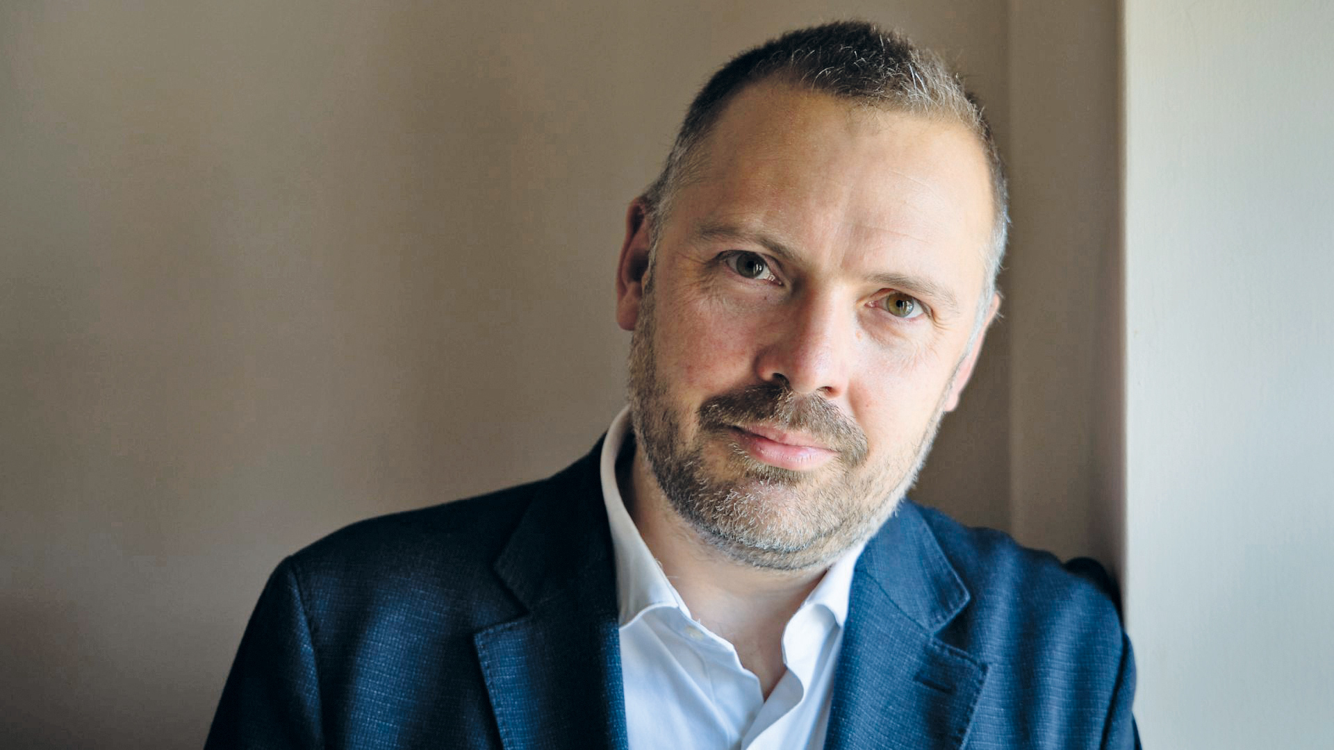 Μεταξύ ιδεολογίας και πορτοφολιού-1