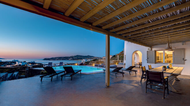 παρατεταμένο-καλοκαίρι-για-τις-εξοχι-562857433