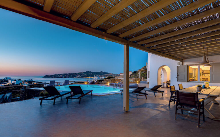 Παρατεταμένο καλοκαίρι για τις εξοχικές κατοικίες