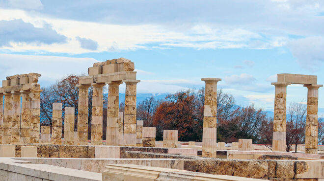 το-σύμβολο-ενός-πεφωτισμένου-ηγεμόνα-562816255