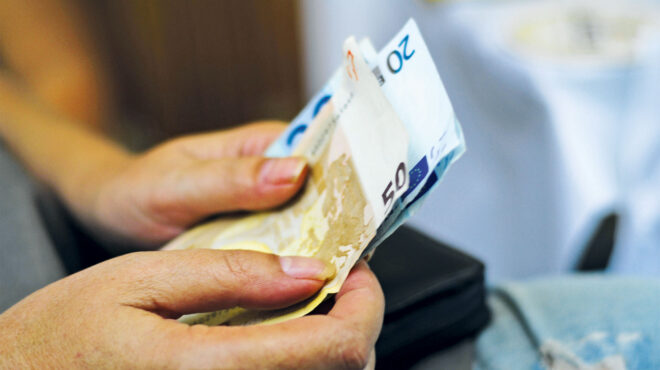 εντοπίστηκαν-467-000-πλαστά-ευρώ-το-2023-562856320