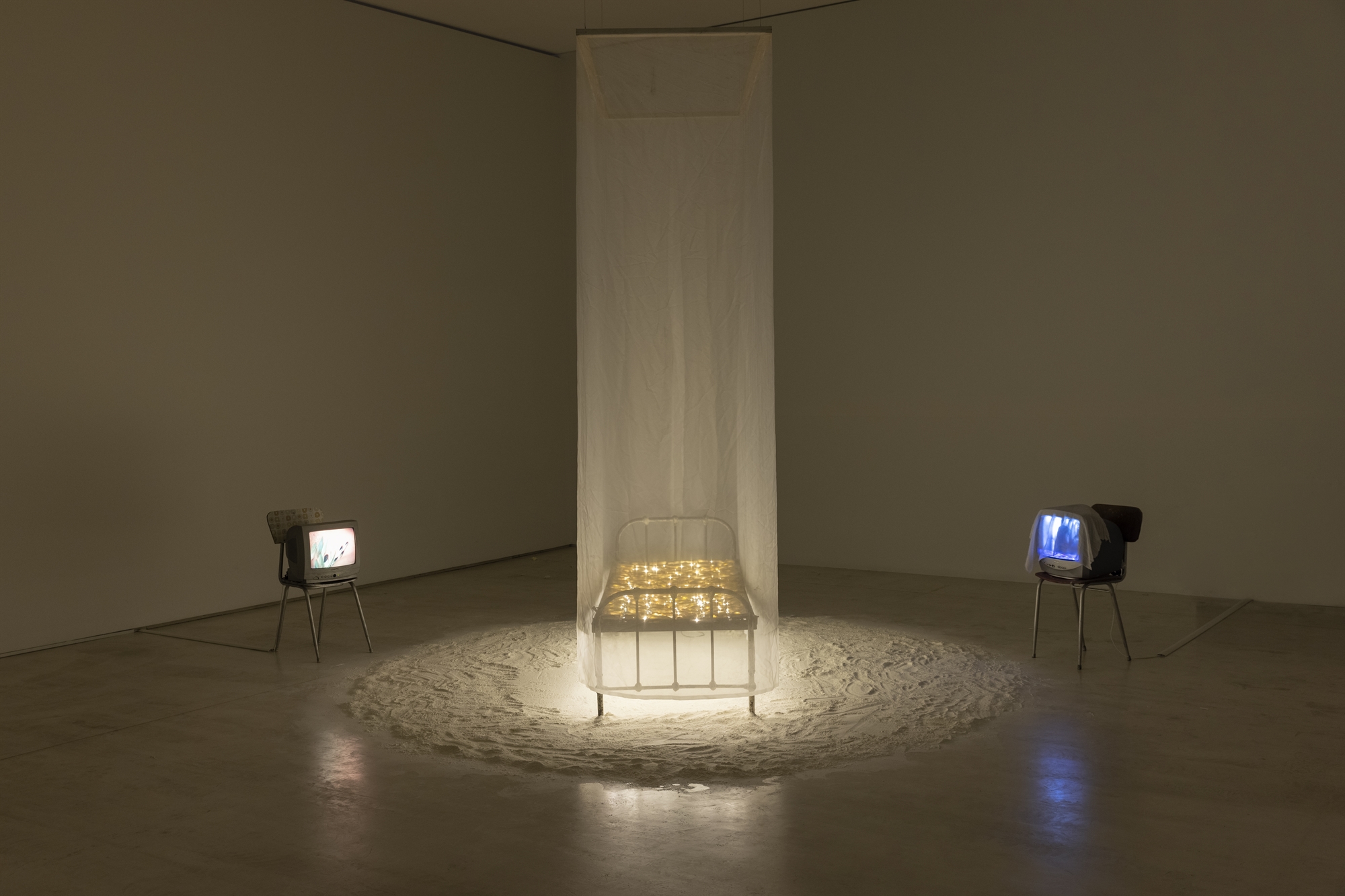 Λήδα Παπακωνσταντίνου στην «Κ»: Είμαι νομάς, παρατηρώ και κινούμαι-2