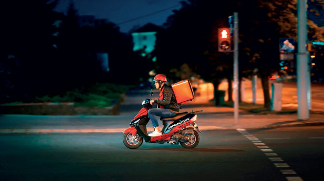 η-τεχνητή-νοημοσύνη-δημιουργεί-νέα-δε-562857499