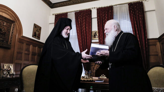 οι-βαπτίσεις-παιδιών-ομόφυλων-ζευγαρ-562849882