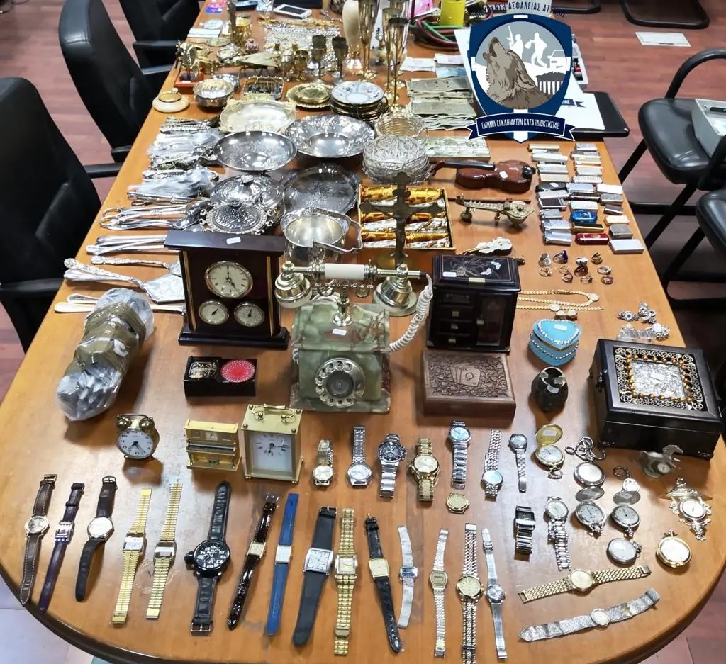 «Vor V Zakone»: Στα χέρια της ΕΛ.ΑΣ. συμμορία εκβιαστών και διαρρηκτών-1