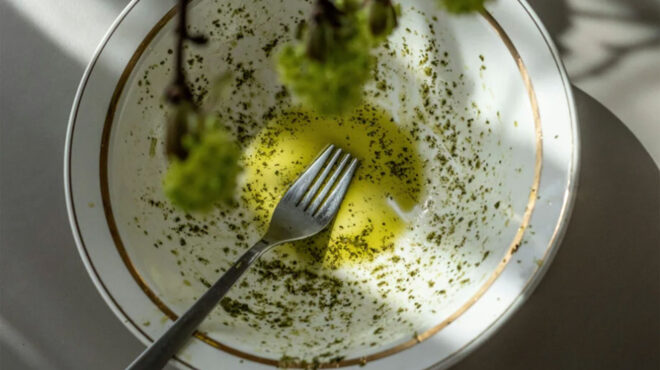 πίνω-μια-κουταλιά-ελαιόλαδο-την-ημέρα-562842550