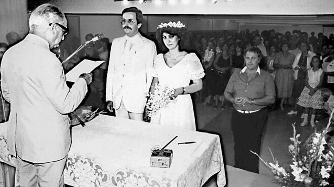 η-καθιέρωση-του-πολιτικού-γάμου-562853677