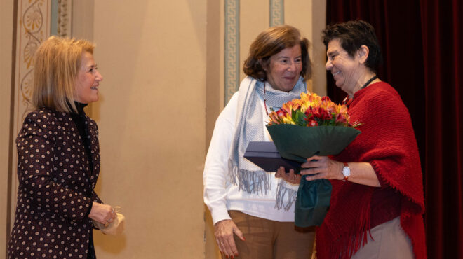 oταν-η-μαρία-ευθυμίου-κράτησε-την-πόρτ-562838035