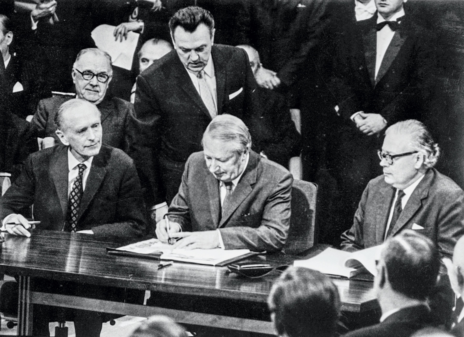 Π. Καννελόπουλος, Κ. Καραμανλής – Σύνδεσις της Ελλάδος με την Ε.Ο.Κ.-7