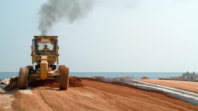 εκτός-σχεδίου-ξεχαρβάλωμα-562839898