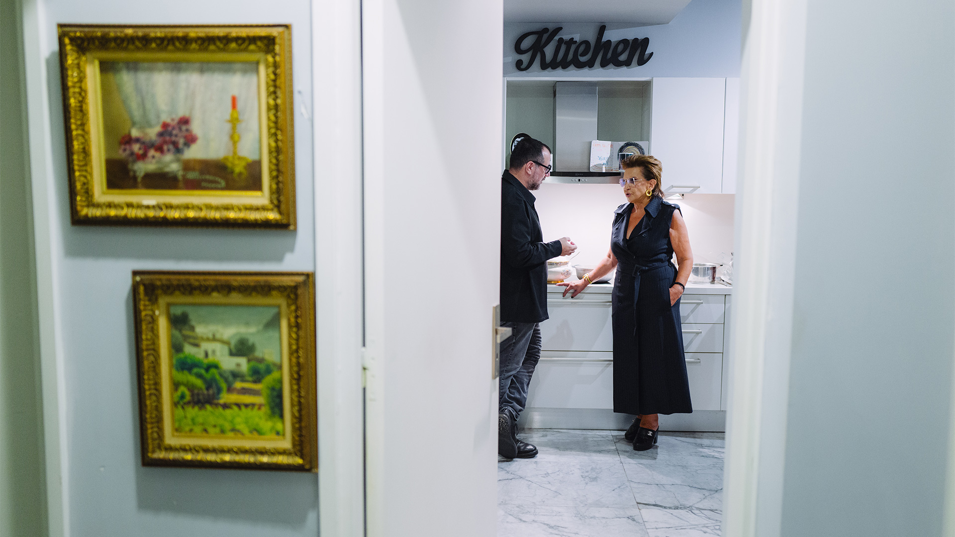 Floris Costalas: H θρυλική οικοδέσποινα που κατέκτησε τη Νέα Υόρκη-1