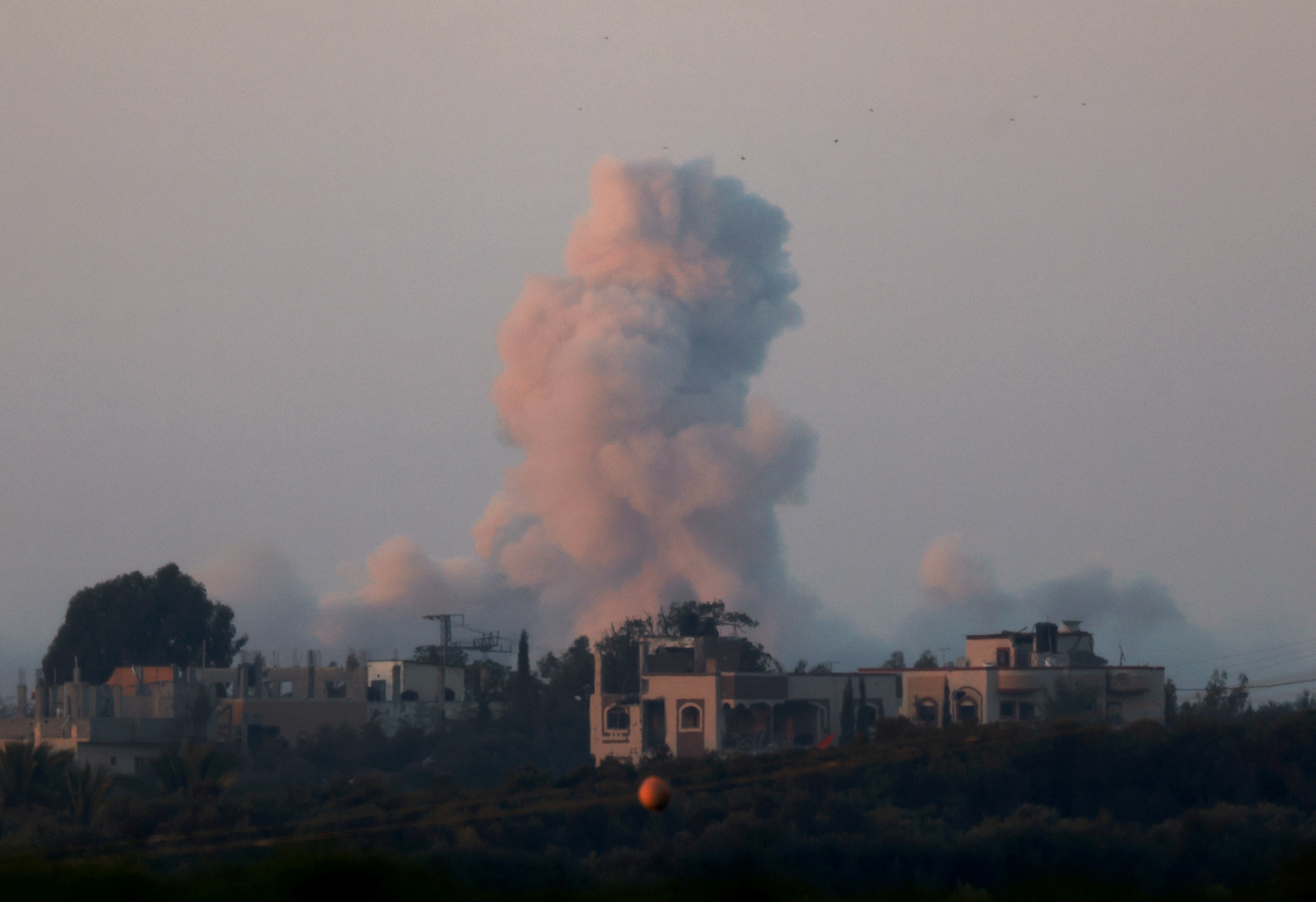 4ος μήνας πολέμου: Ο Μπλίνκεν επιστρέφει και προειδοποιεί-3