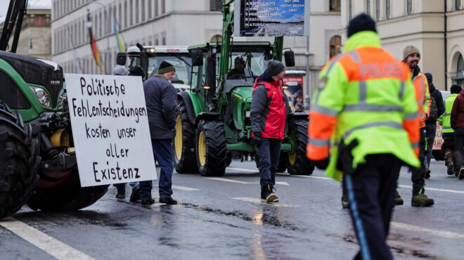 μπλόκα-γερμανών-αγροτών-λόγω-περικ-562818184