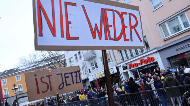 γερμανία-εκτός-κρατικής-χρηματοδότη-562843924