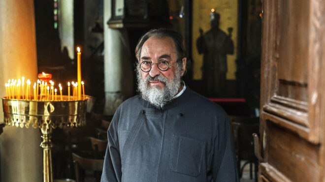 κάποια-στιγμή-ο-θεός-σε-καλεί-εκεί-562820077