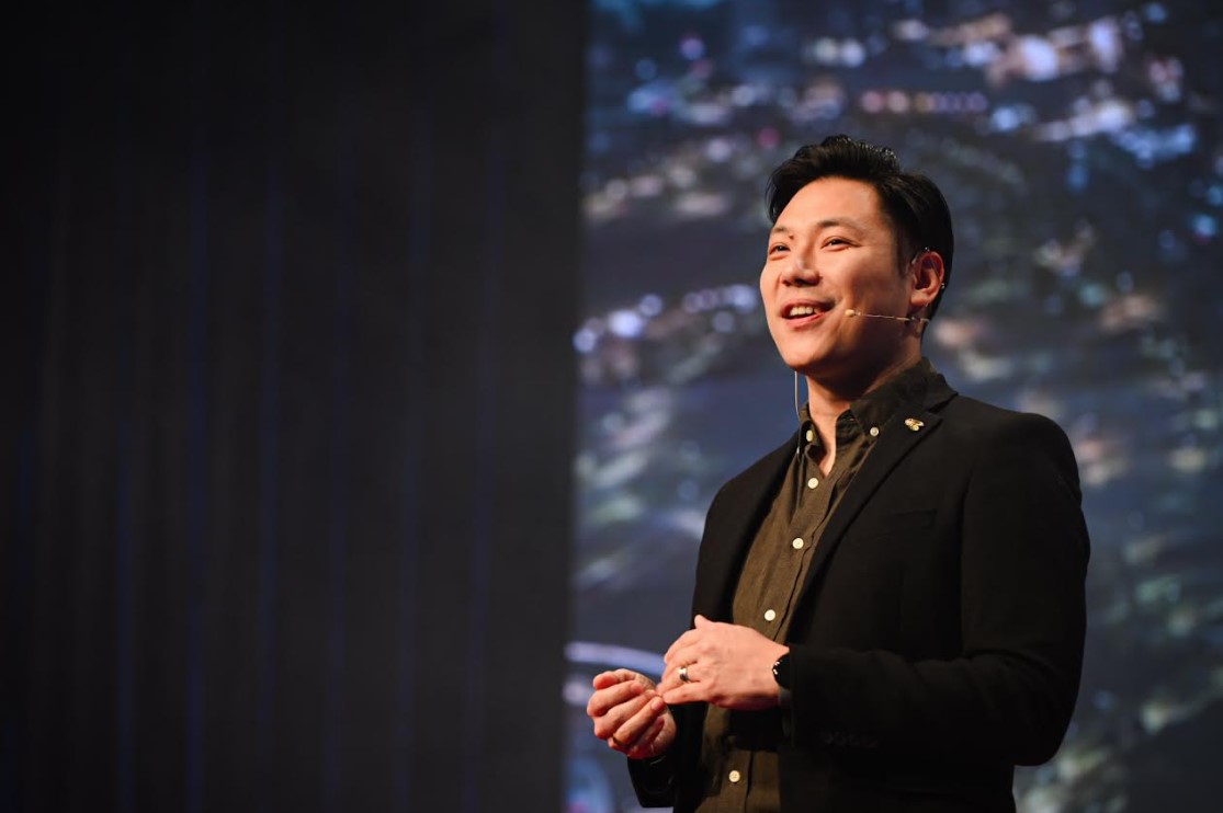 Πιερρακάκης στο MIT «EmTech Europe»: Η ζωή των τριών φάσεων έχει τελειώσει-5