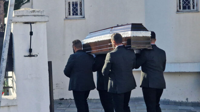 θεσσαλονίκη-κηδεύτηκε-η-41χρονη-έγκυος-562824142