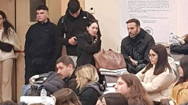 ο-πρώην-μπασκετμπολίστας-νίκος-παππά-562859356